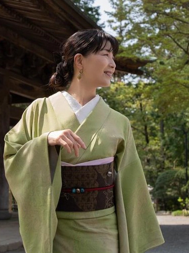 野口  麻理